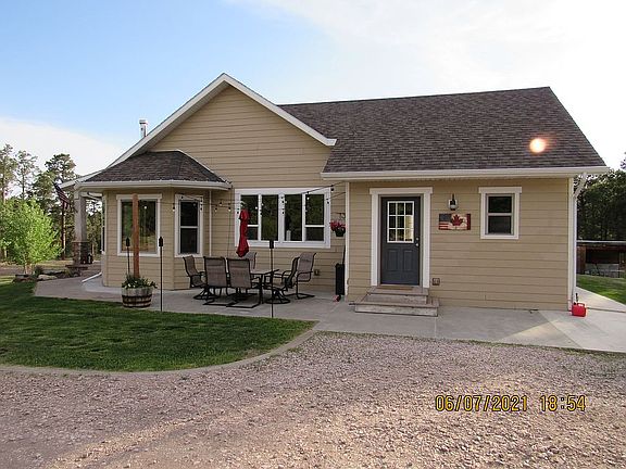 Side Entrance / patio