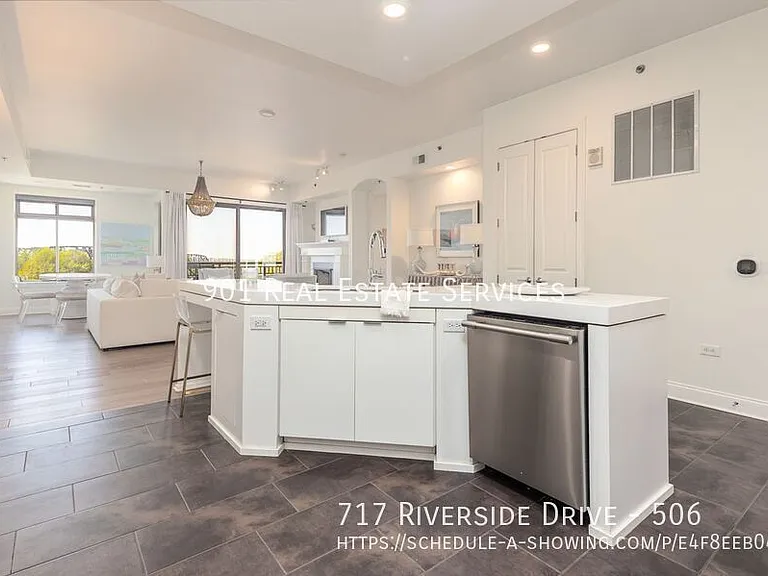 717 Riverside Dr #506 — Photo 11