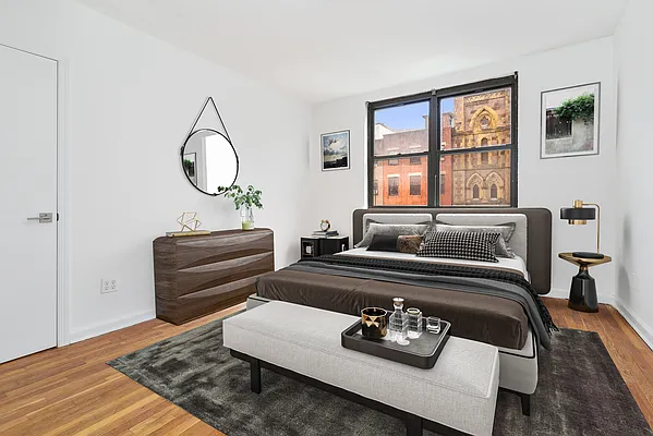 Rented by REAL New York | media 2