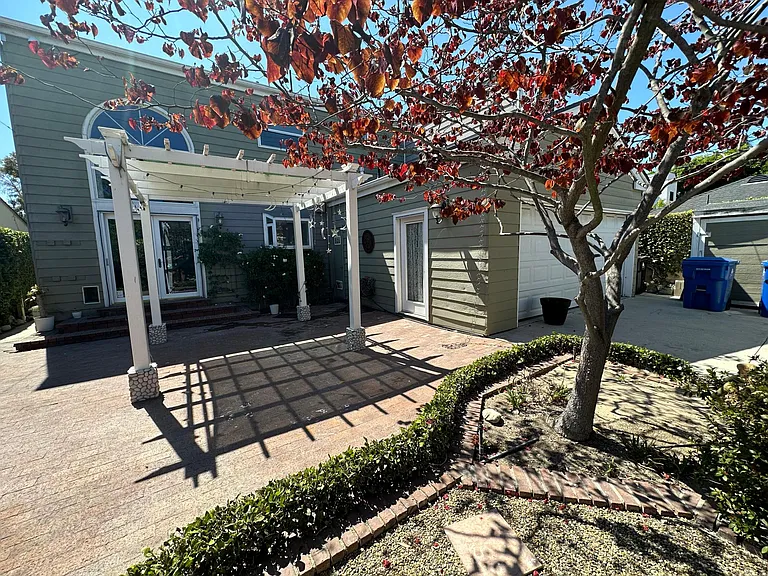 8308 Fordham Rd — Photo 16