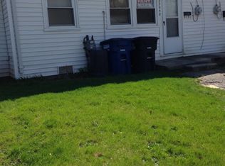 33048 Alamo Ct, Westland, MI 48186