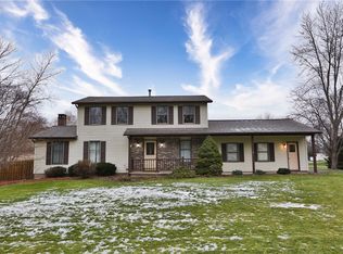 3 W Forest Dr, Rochester, NY 14624