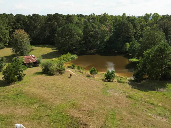 1417 Steve Crowder Rd, Bessemer, AL 35023