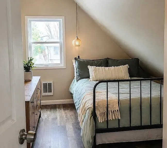 130 Chestnut St #3 — Photo 8