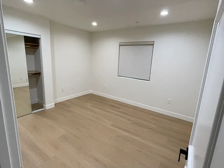 1146 N Hacienda Pl #4 — Photo 11