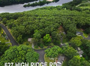 627 High Ridge Rd, Orange, CT 06477