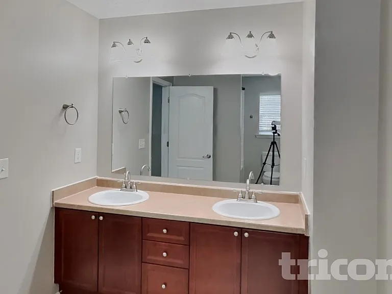 501 Homey Dr — Photo 9