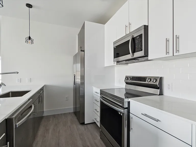 1221 E Fletcher St #212A — Photo 1