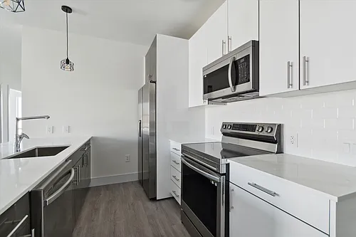 1221 E Fletcher St #212A Photo 1