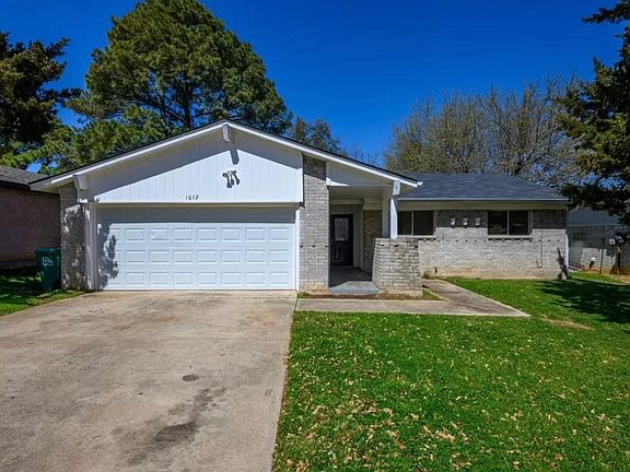 2nd image of 1617 White Oak Ct