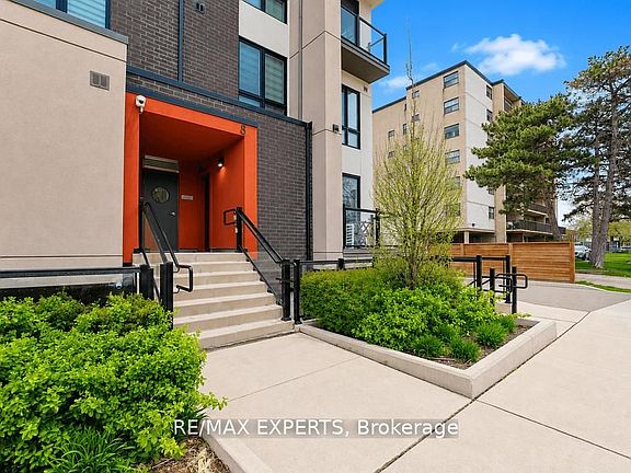 4th image of 8 Marquette Ave #7