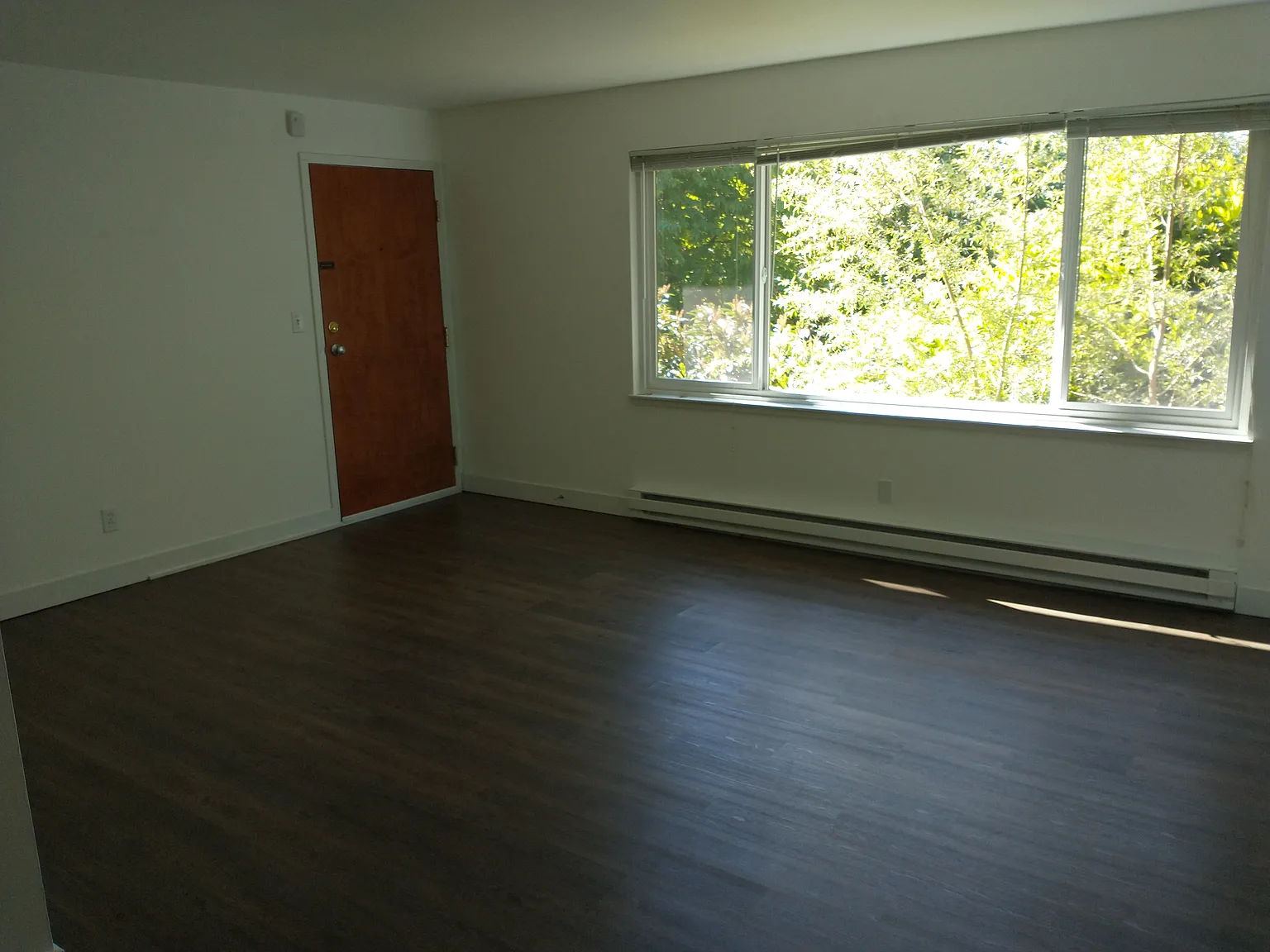 1 bed, 700 sqft, $1,925 — Photo 2