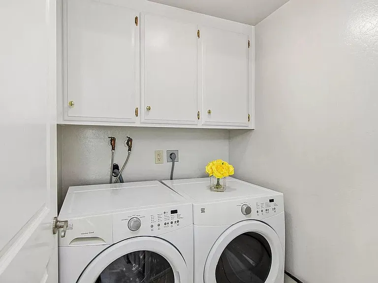 in-unit laundry