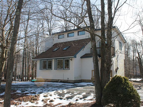 2nd image of 1084 Knollwood Dr