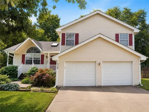 716 SE 11th St, Lees Summit, MO 64081
