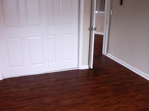 4th image of 2752 Kollmar Dr APT 27