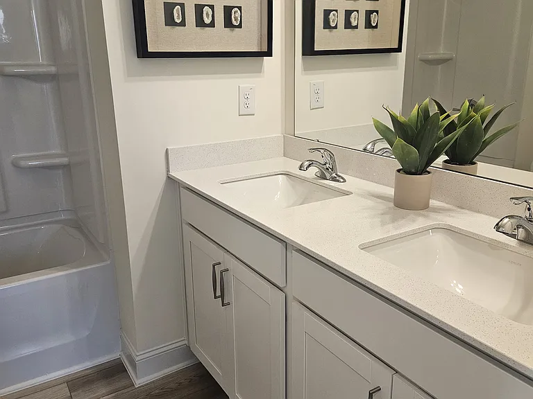 180 Hyacinth Ln — Photo 16