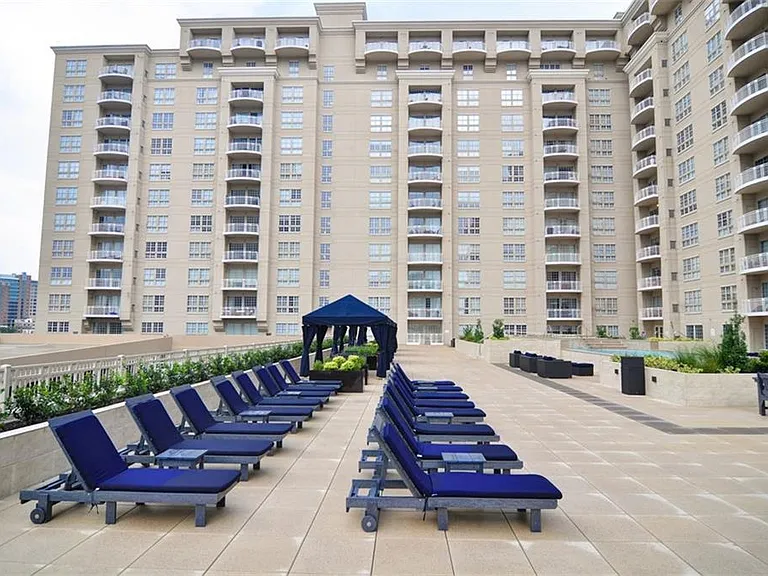 3225 Turtle Creek Blvd #929 — Photo 20