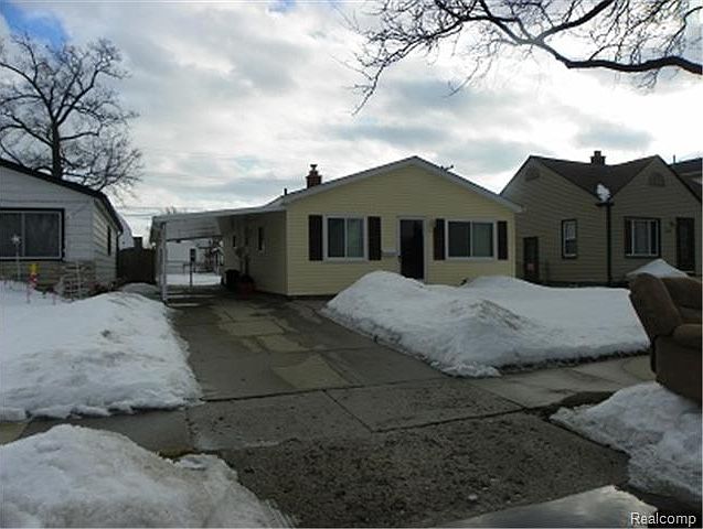 1st image of 712 E Otis Ave