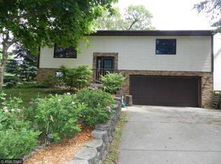 1906 Adele St, Saint Paul, MN 55109