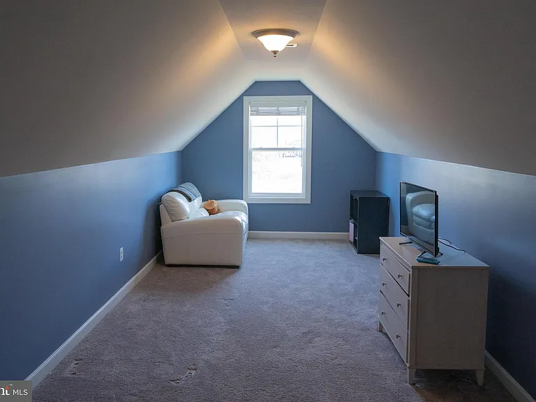 101 Seth Dr — Photo 17