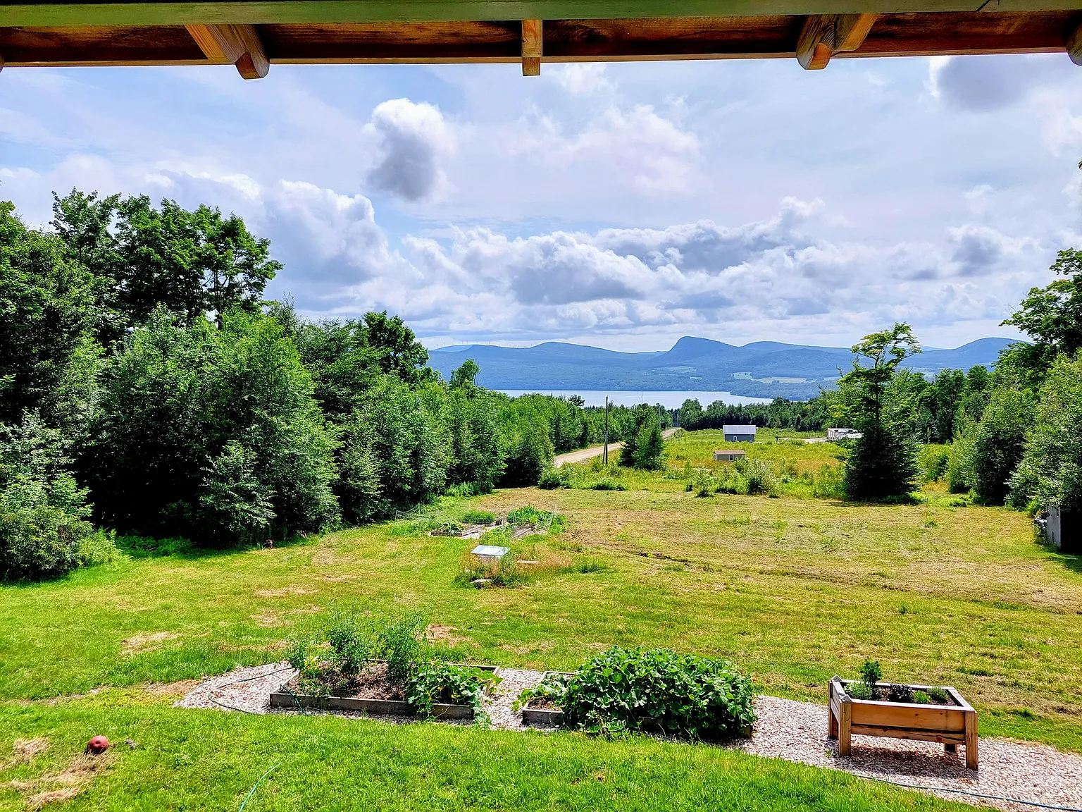 1 bed, 1.5 bath, 1000 sqft, $1,750 — Photo 1