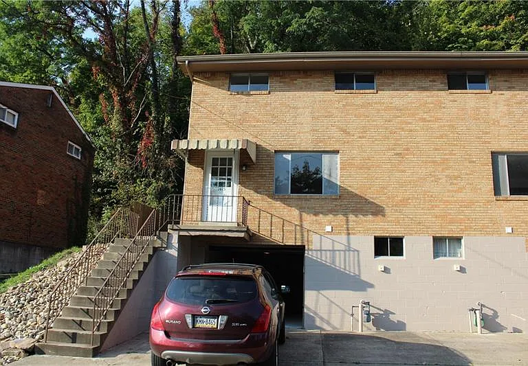 1415 Pine Hollow Rd — Photo 1