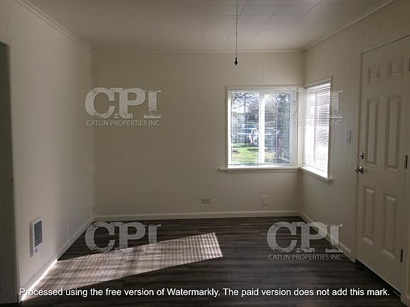 3rd image of 816 Wood Ave