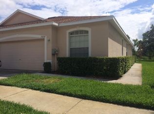 35239 Whispering Pines Dr, Zephyrhills, FL 33541