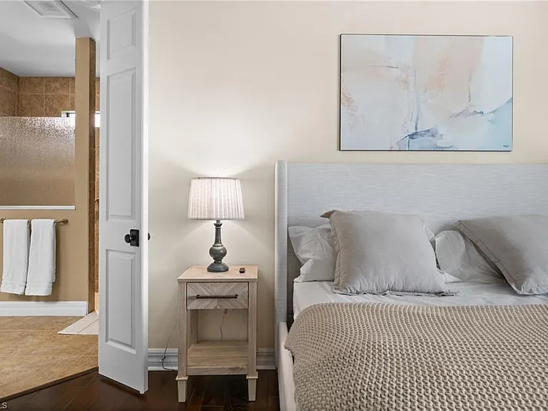 14750 Laguna Dr — Photo 24