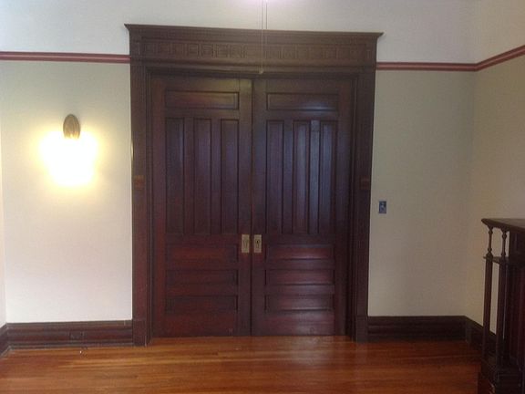 5th image of 8 Saint Johns Pl #1
