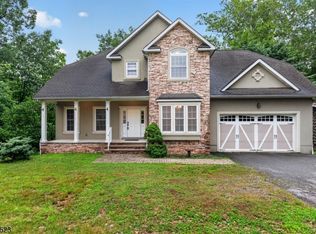 721 Ringwood Ave, Pompton Lakes Boro, NJ 07442