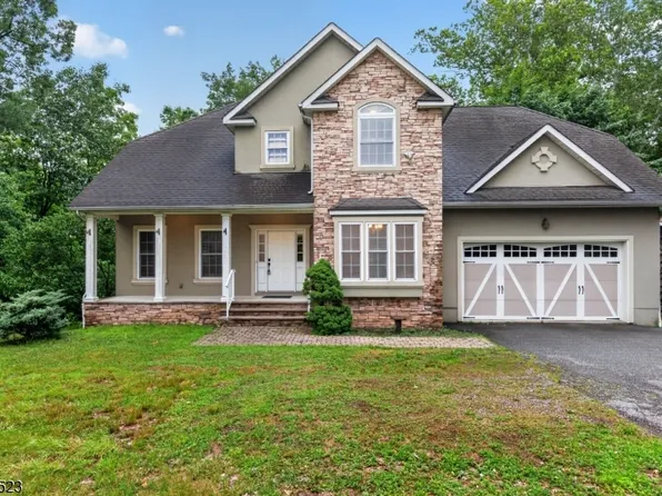 721 Ringwood Ave, Pompton Lakes Boro, NJ 07442