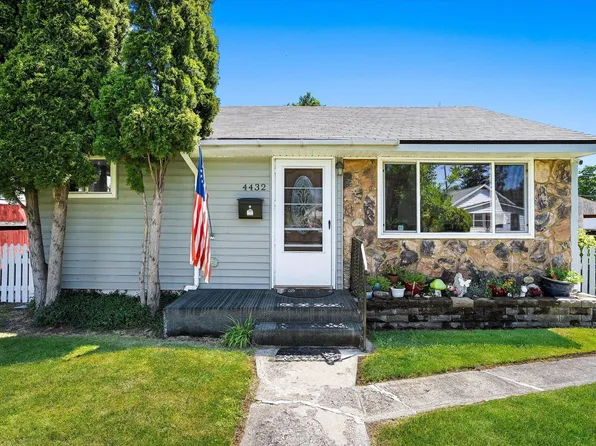 4432 N Whitehouse St, Spokane, WA 99205