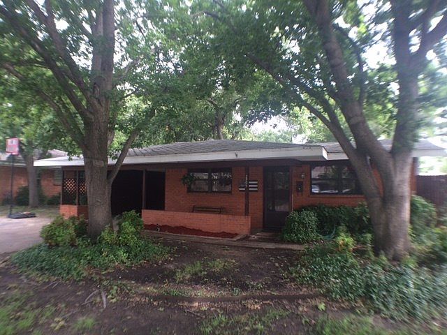 1st image of 2705 W 11th St