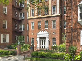 7217 34th Ave APT 3C, Flushing, NY 11372