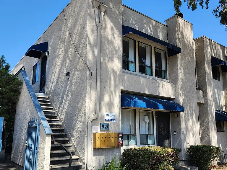 827 Grand Ave — Photo 20