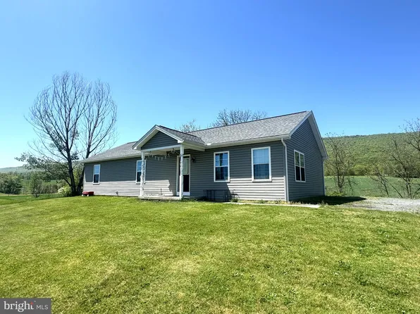 526 Nolan Dr, Lewistown, PA 17044
