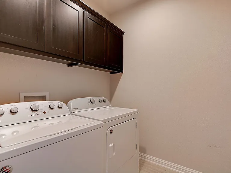 13800 Lyndhurst St #73 — Photo 25