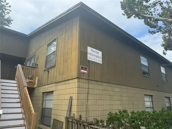 3212 SW 25th Dr, Gainesville, FL 32608