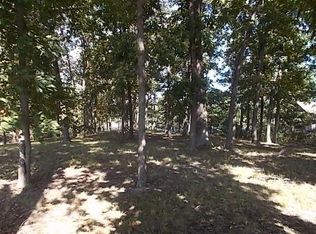 20 Beyers Lake Est, Pana, IL 62557