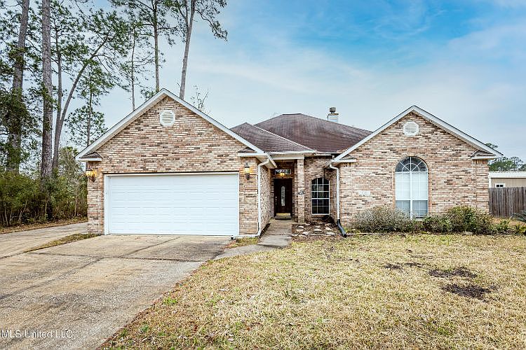 1st image of 2097 Parkview Dr