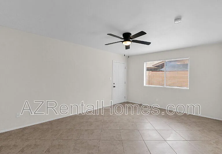 1839 E Inverness Ave — Photo 4