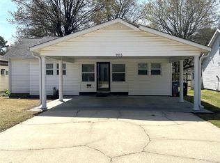 905 Henderson St, Kennett, MO 63857