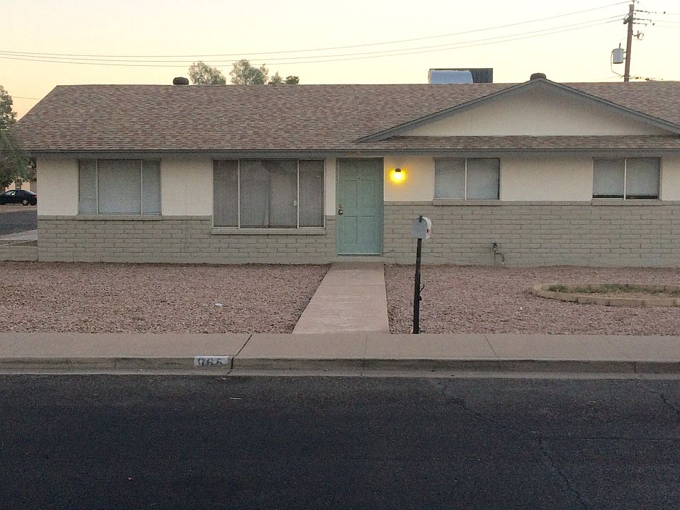 1st image of 965 E 10th Ave