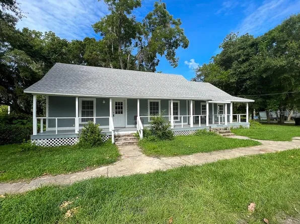 14439 Earle St, Waldo, FL 32694