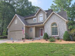 7502 N Amoret Ct, Kansas City, MO 64151