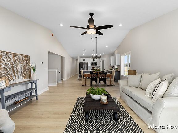 4th image of 12366 Hawley Dr #8