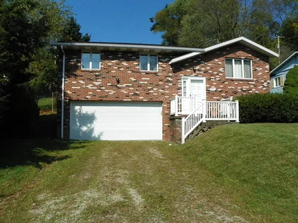 Wm B Neff Pl, West Newton, PA 15089