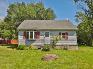 176 E Moorestown Rd, Wind Gap, PA 18091